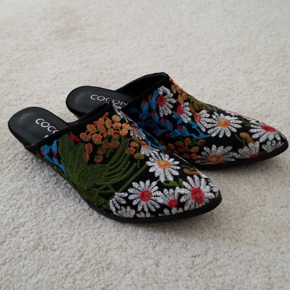 New Floral slip on slipper boot shoes Size 7